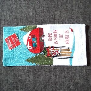 Home Is Where The Heart Is Camper Christmas Holiday Kitchen Dish Towel NWT